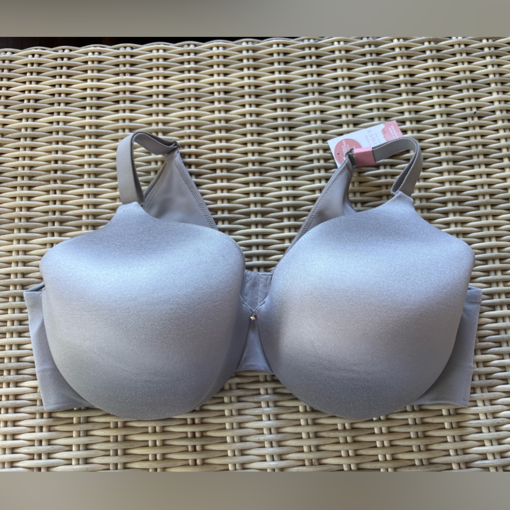 Cacique NEW WITH TAGS Lightly Lined Underwire Bra 42DD